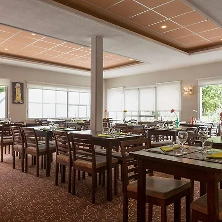 Hotel Du Golf Saint-laurent Ploemel
